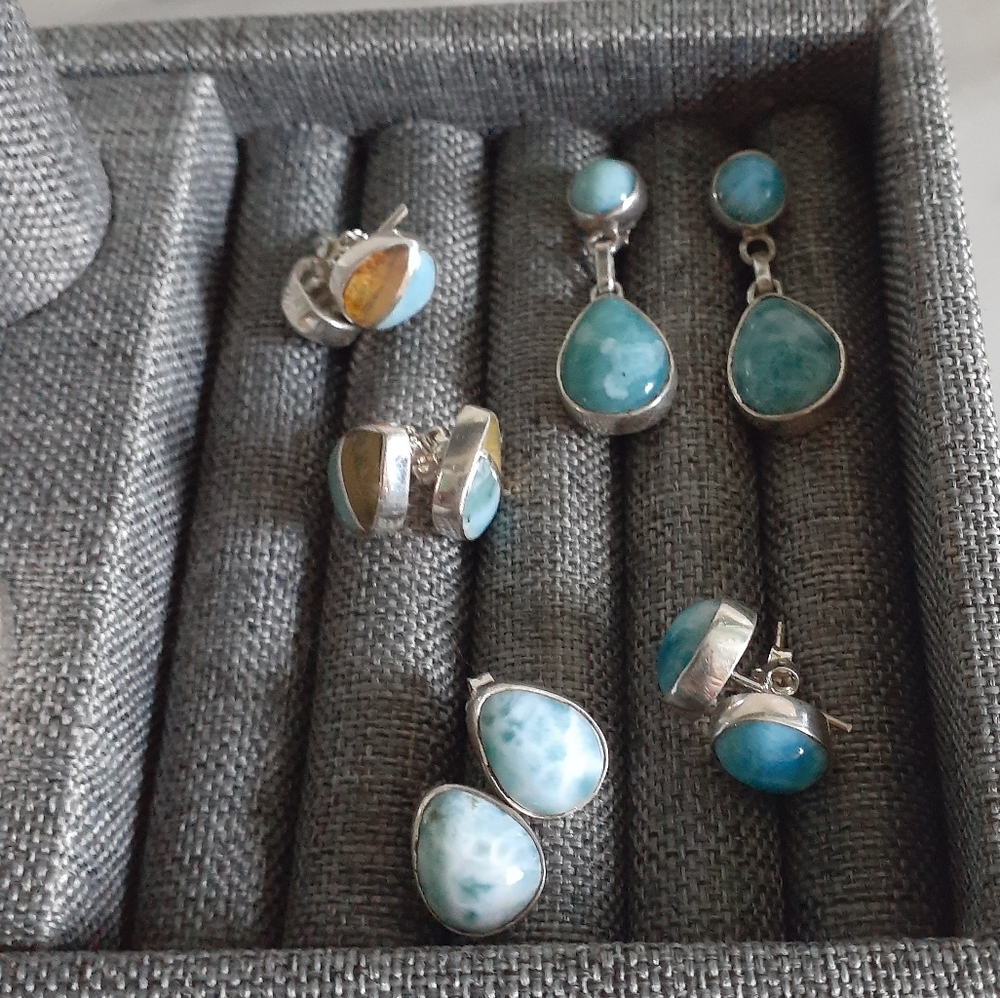 Larimar - Picture 3 of 16
